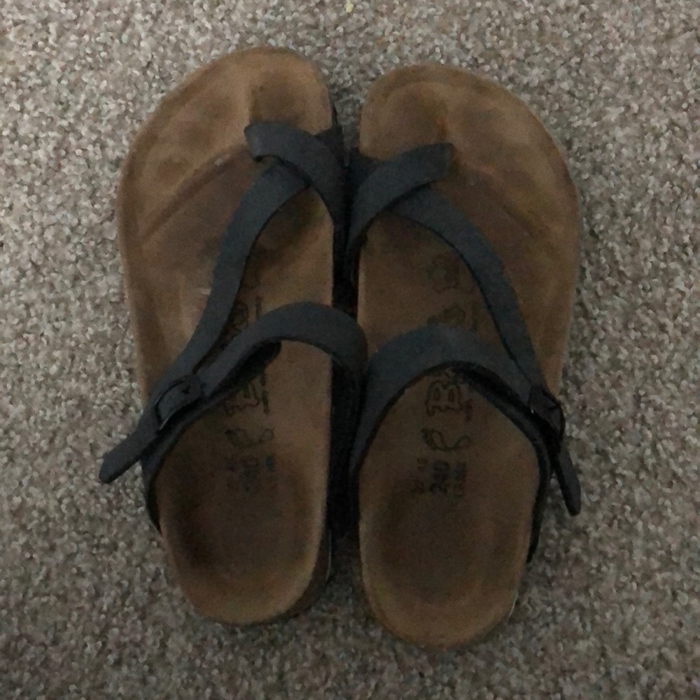 Birkenstock Birki’s 37 Black Strappy Sandal